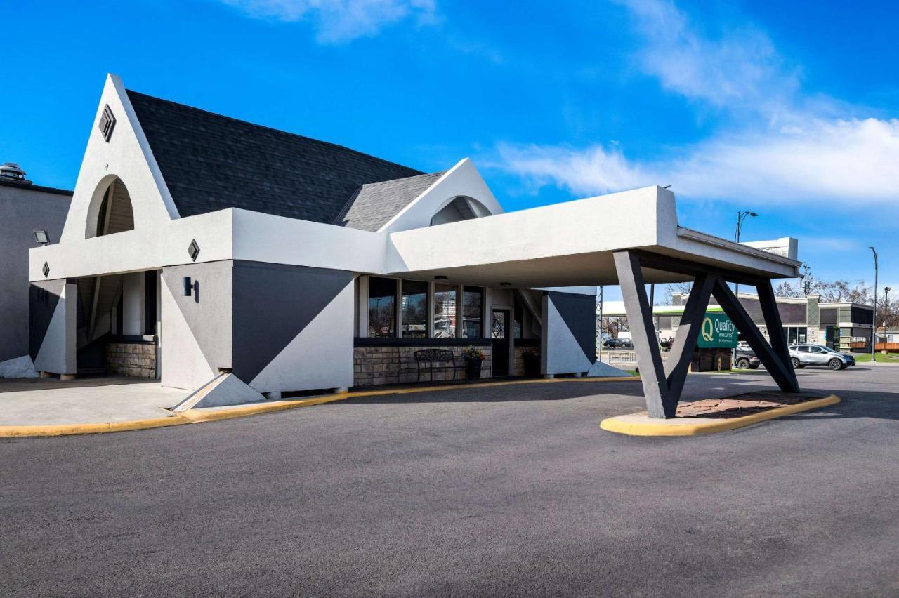 Quality Inn & Suites Near I-480 And I-29 Council Bluffs Kültér fotó