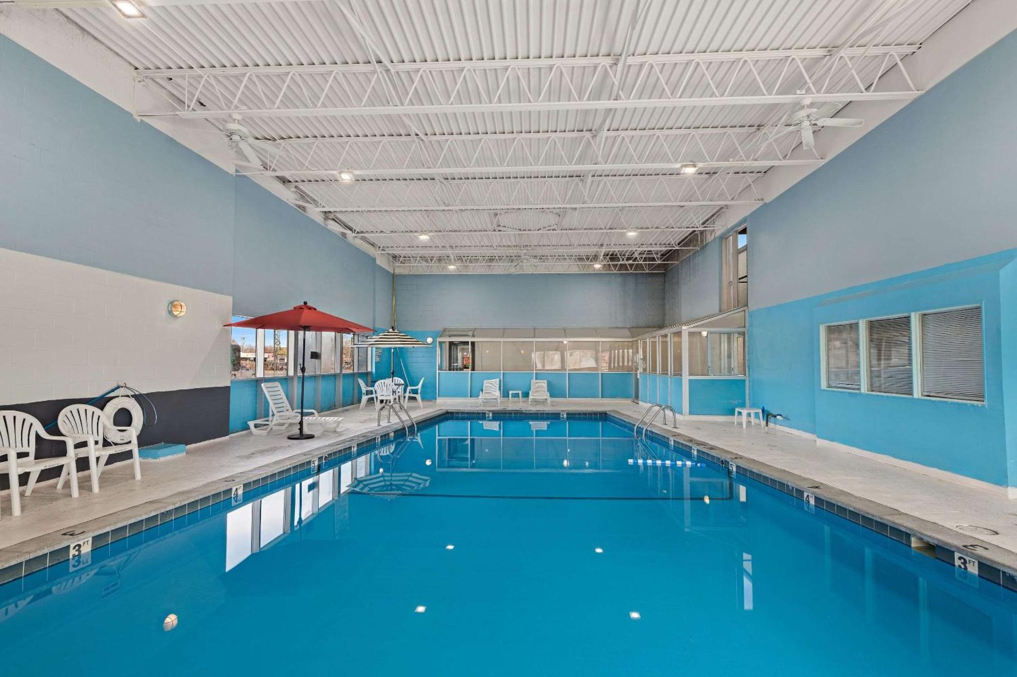 Quality Inn & Suites Near I-480 And I-29 Council Bluffs Kültér fotó