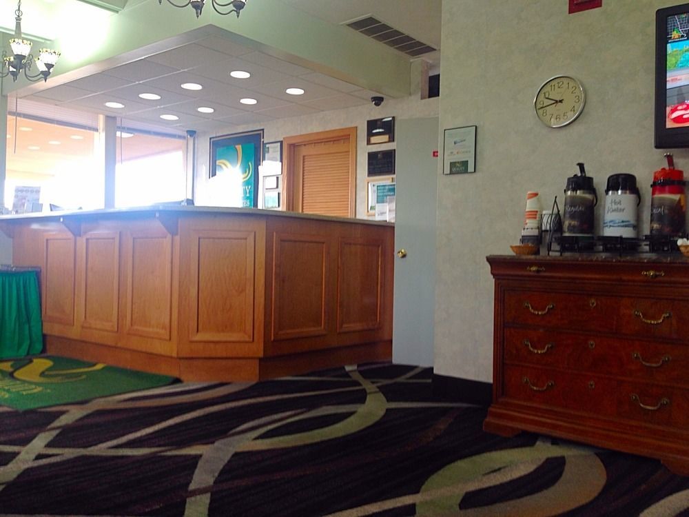 Quality Inn & Suites Near I-480 And I-29 Council Bluffs Kültér fotó