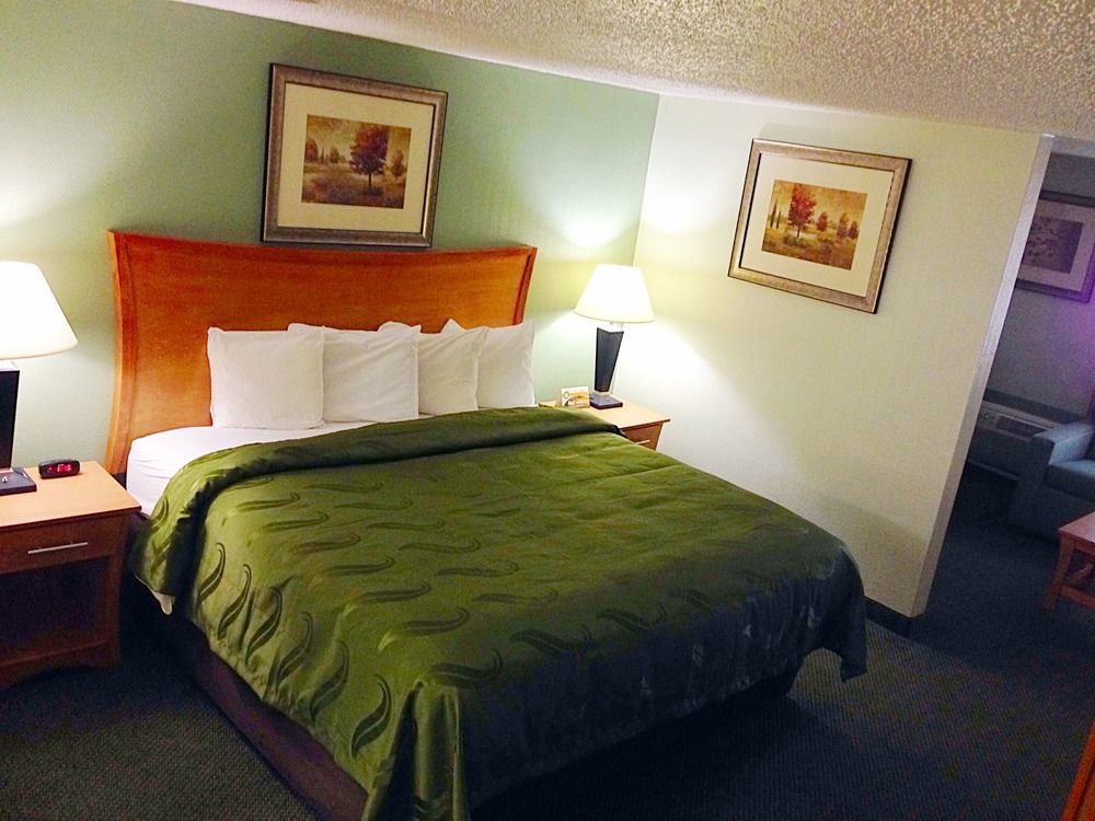 Quality Inn & Suites Near I-480 And I-29 Council Bluffs Kültér fotó